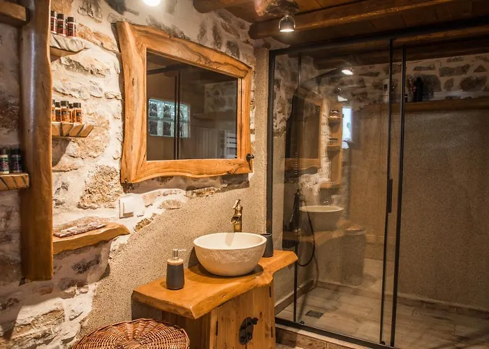 Karyoupolis Lounge Cave House Villa Gythio