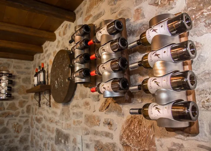 Karyoupolis Lounge Cave House * Γύθειο