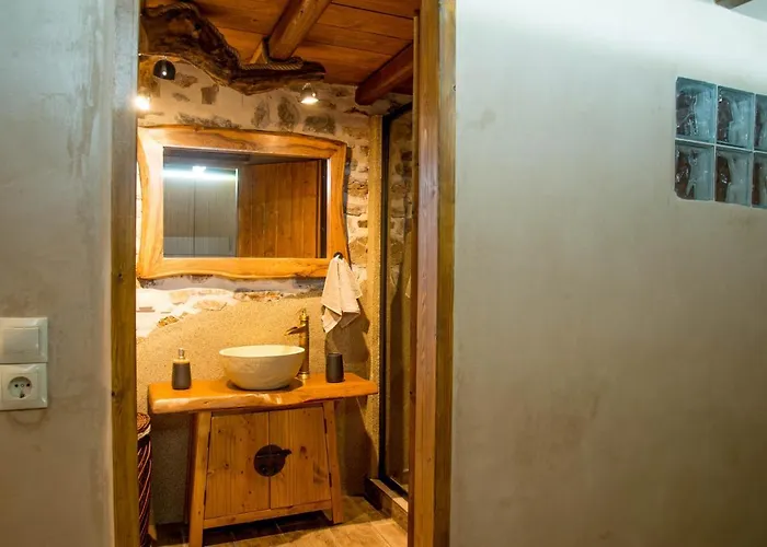 Karyoupolis Lounge Cave House Villa *