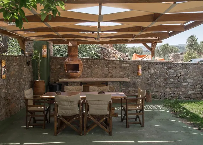 Karyoupolis Lounge Cave House Γύθειο